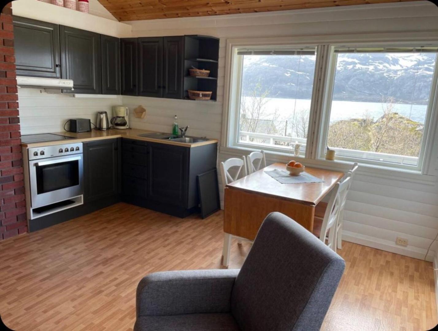 Vettinghytta, Close To The Sea With Amazing View. Gravdal  外观 照片